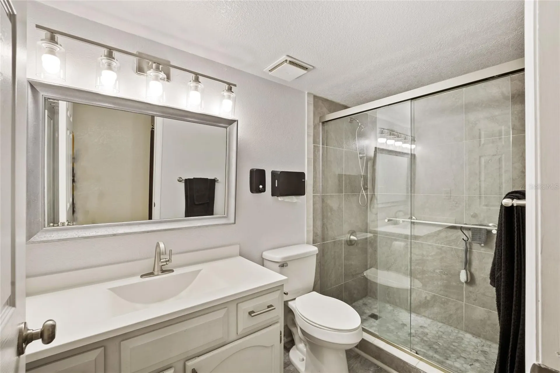 100 E Oak Terrace Leesburg FL 34748