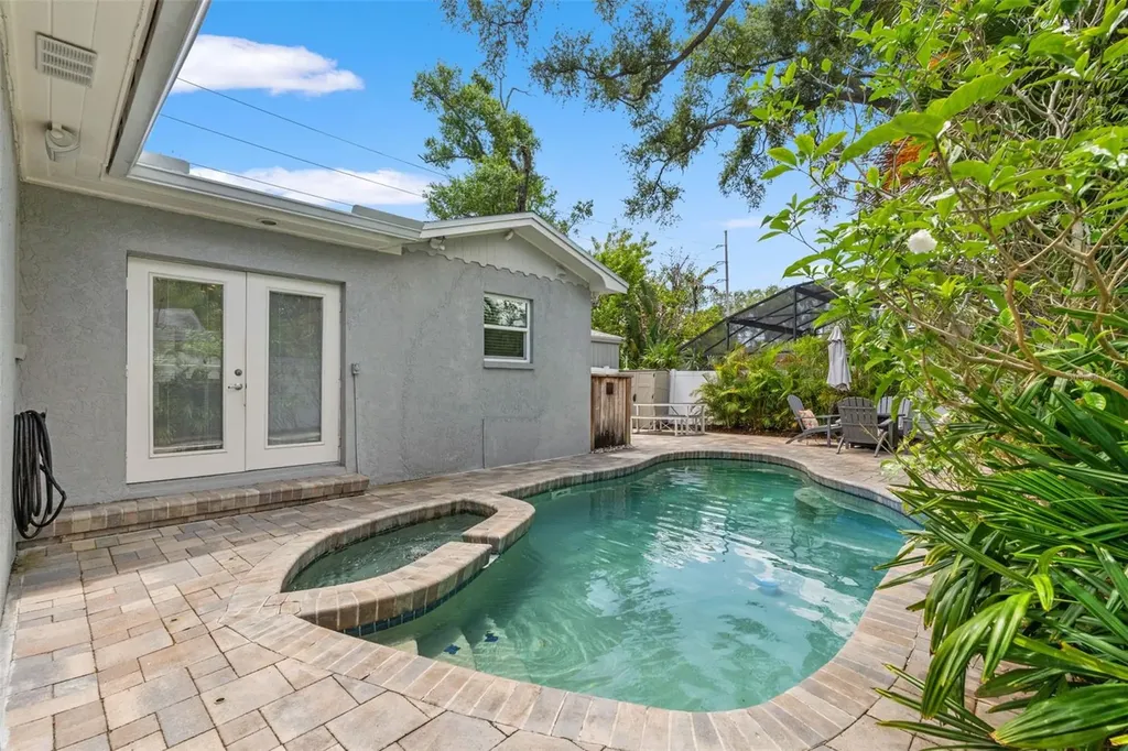 4202 W Palmira Avenue Tampa FL 33629