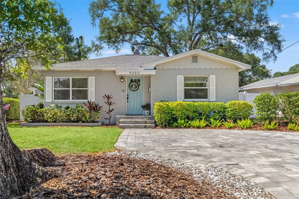 4202 W Palmira Avenue Tampa FL 33629