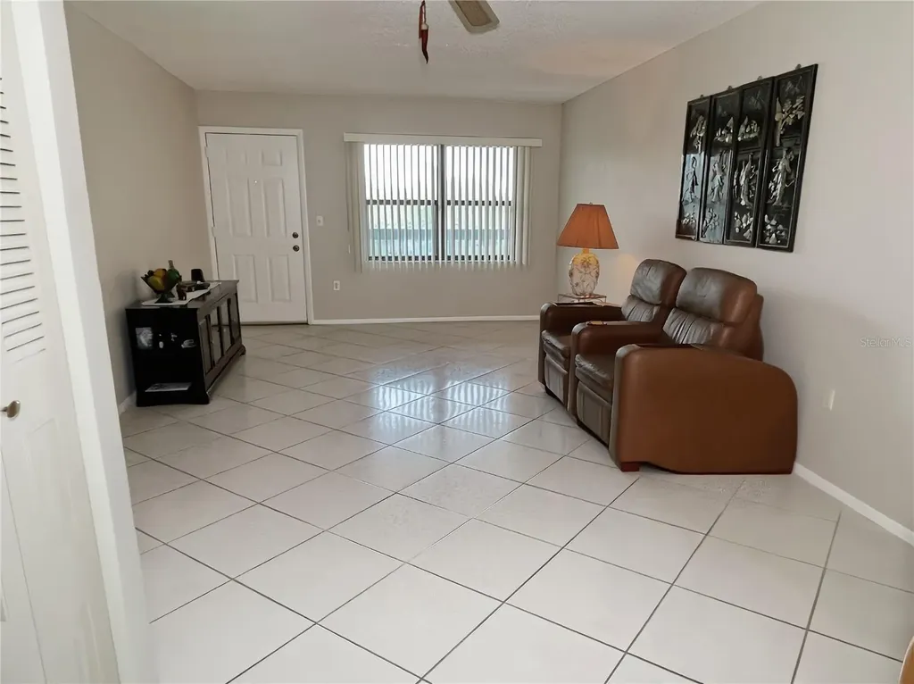 305 30th Avenue W Bradenton FL 34205