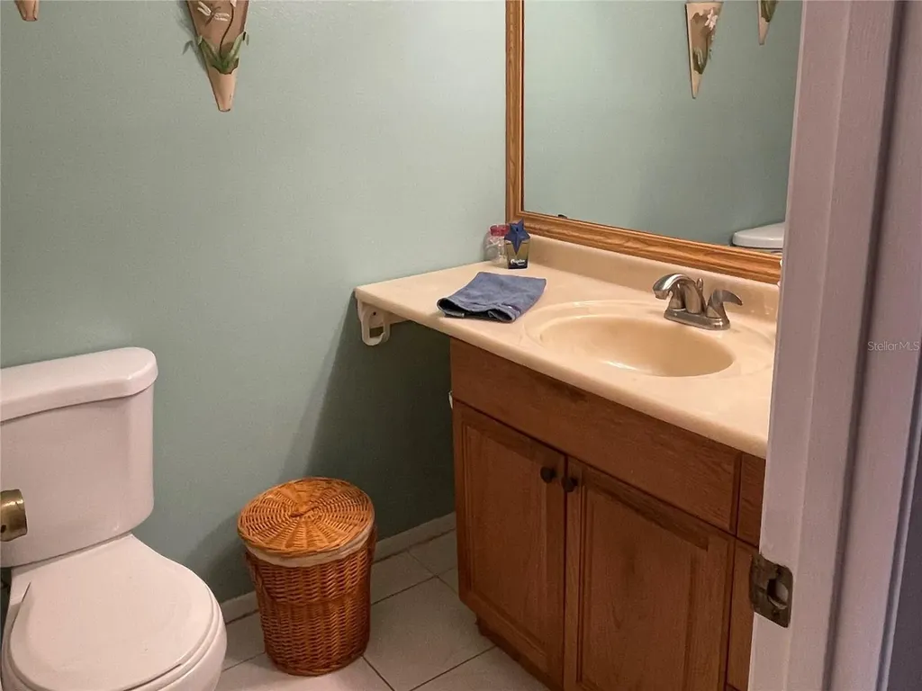 305 30th Avenue W Bradenton FL 34205