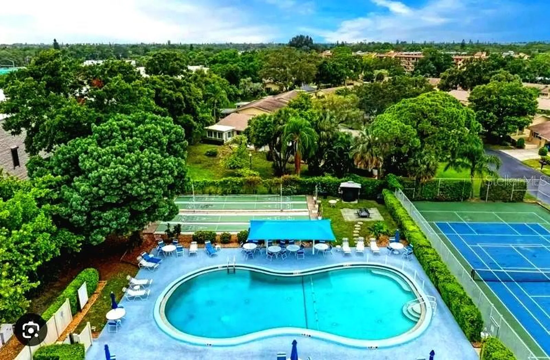 305 30th Avenue W Bradenton FL 34205