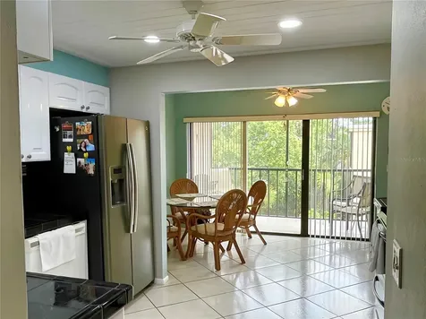 305 30th Avenue W Bradenton FL 34205