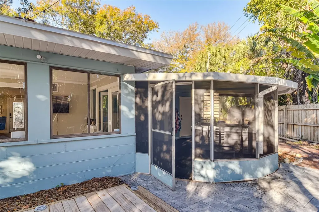 2901 70th Street N St Petersburg FL 33710
