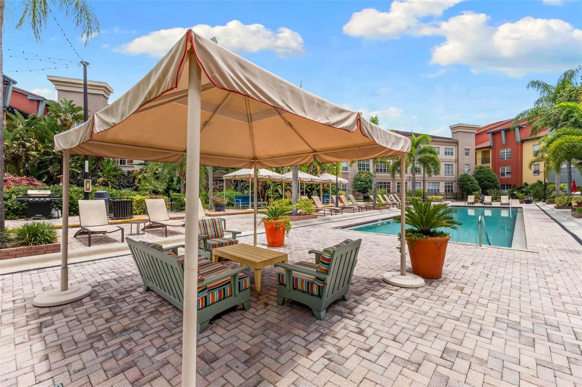 2320 W Azeele Street Tampa FL 33609