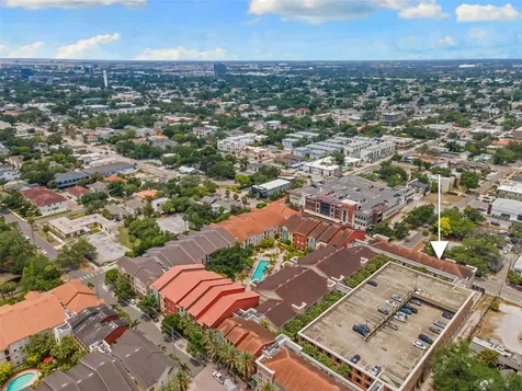 2320 W Azeele Street Tampa FL 33609