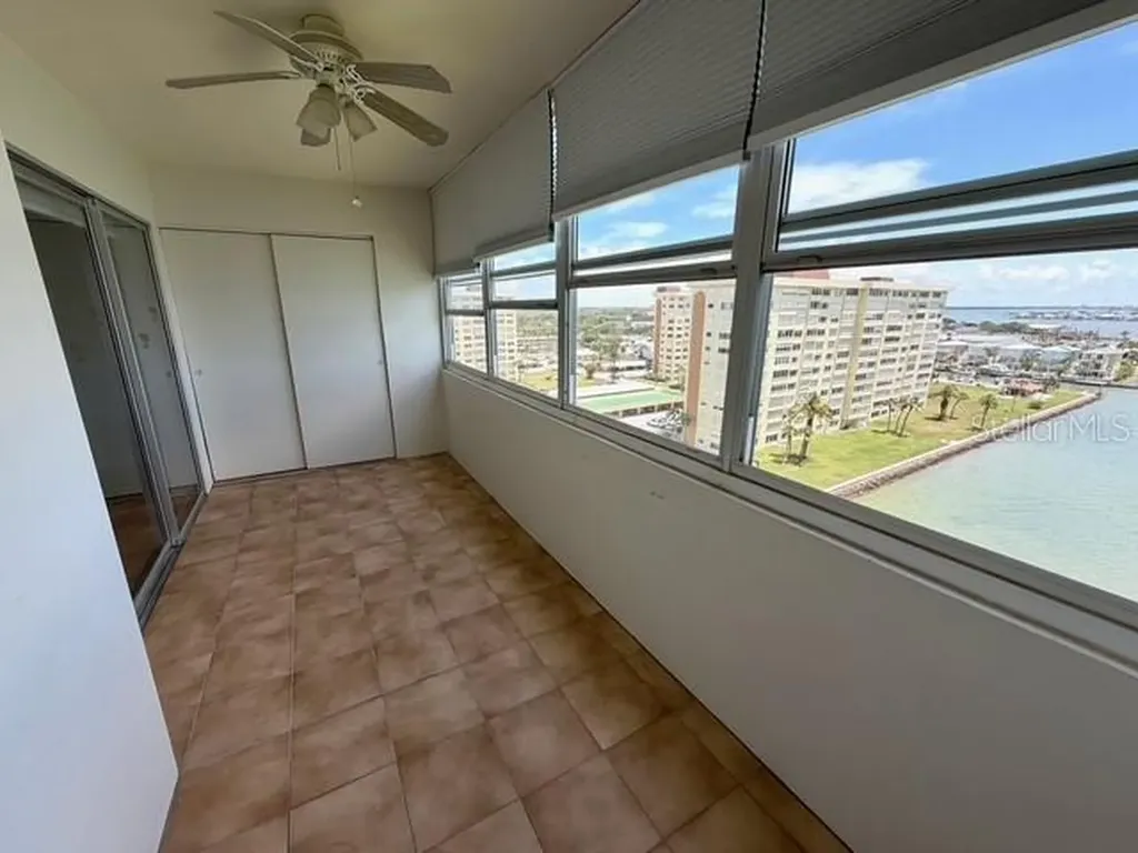 4775 Cove Circle St Petersburg FL 33708