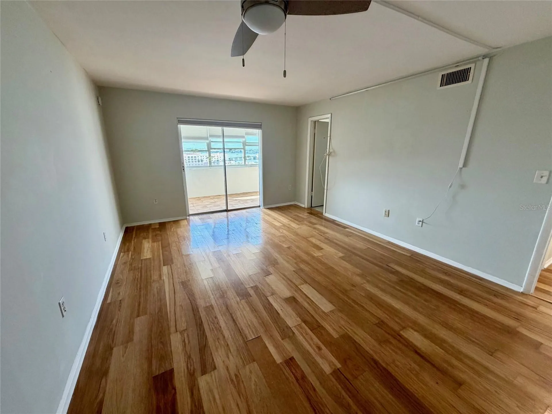 4775 Cove Circle St Petersburg FL 33708