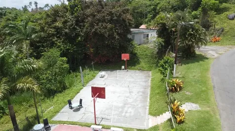 PR-172 Km 7.5 Hacienda El Remanso, Cañaboncito Ward Caguas PR 00725