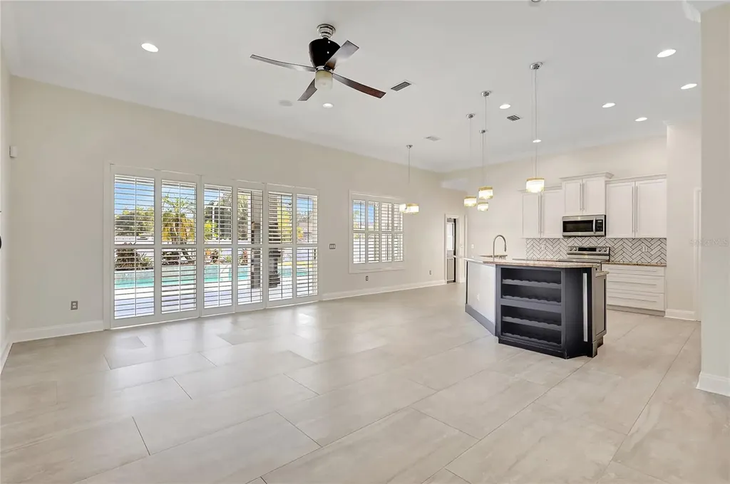 2863 Duncan Tree Circle Valrico FL 33594