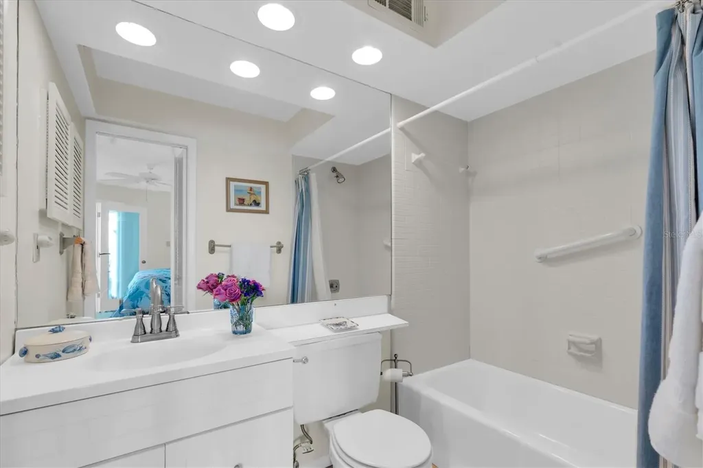 6500 Flotilla Drive Holmes Beach FL 34217