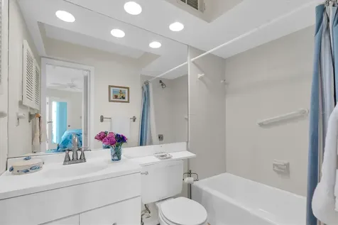 6500 Flotilla Drive Holmes Beach FL 34217