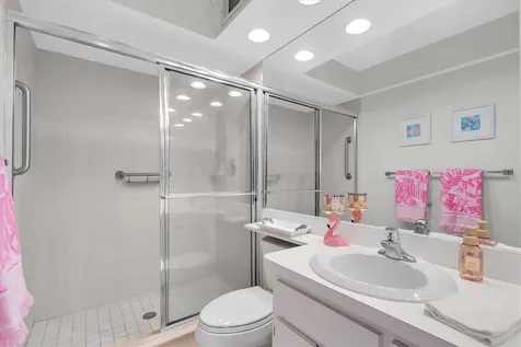 6500 Flotilla Drive Holmes Beach FL 34217