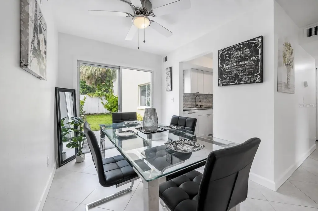 3206 W Azeele Street Tampa FL 33609