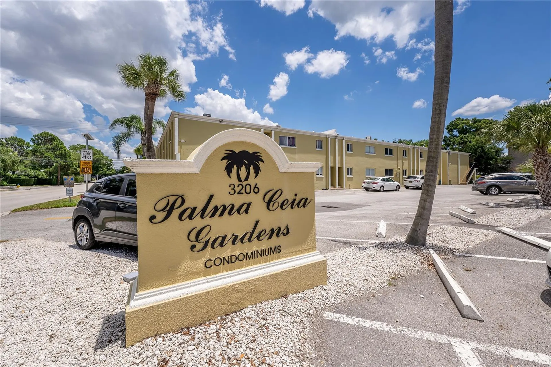 3206 W Azeele Street Tampa FL 33609
