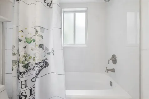 3206 W Azeele Street Tampa FL 33609