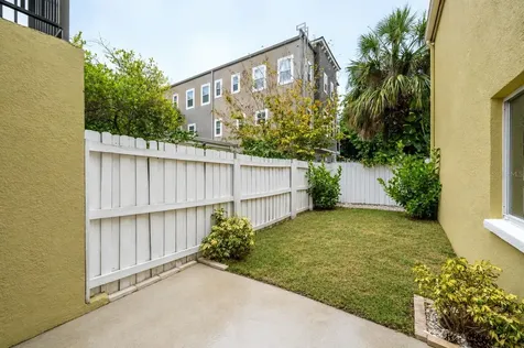 3206 W Azeele Street Tampa FL 33609