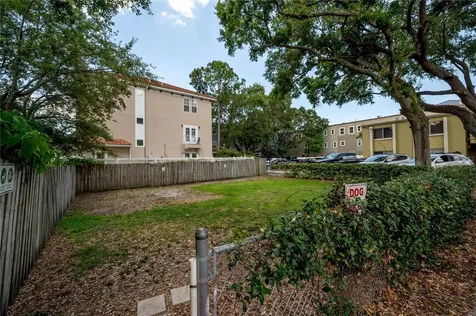 3206 W Azeele Street Tampa FL 33609