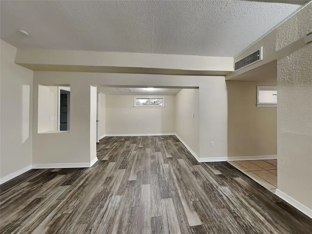 16 N San Remo Avenue Clearwater FL 33755