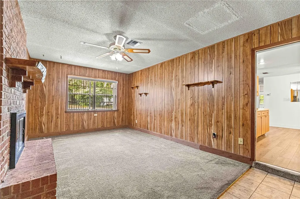 1421 NE 23rd Street Ocala FL 34470