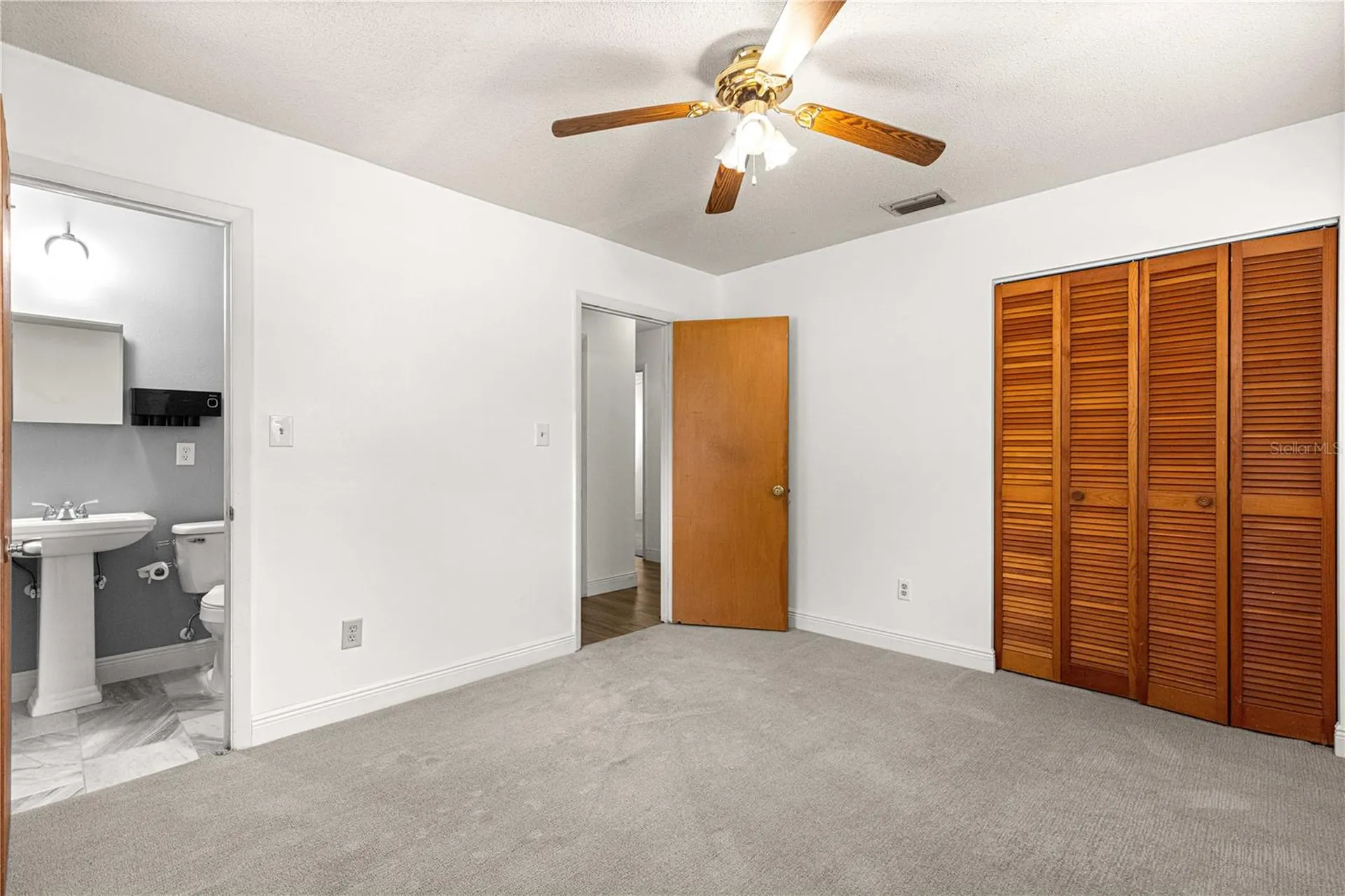 1421 NE 23rd Street Ocala FL 34470