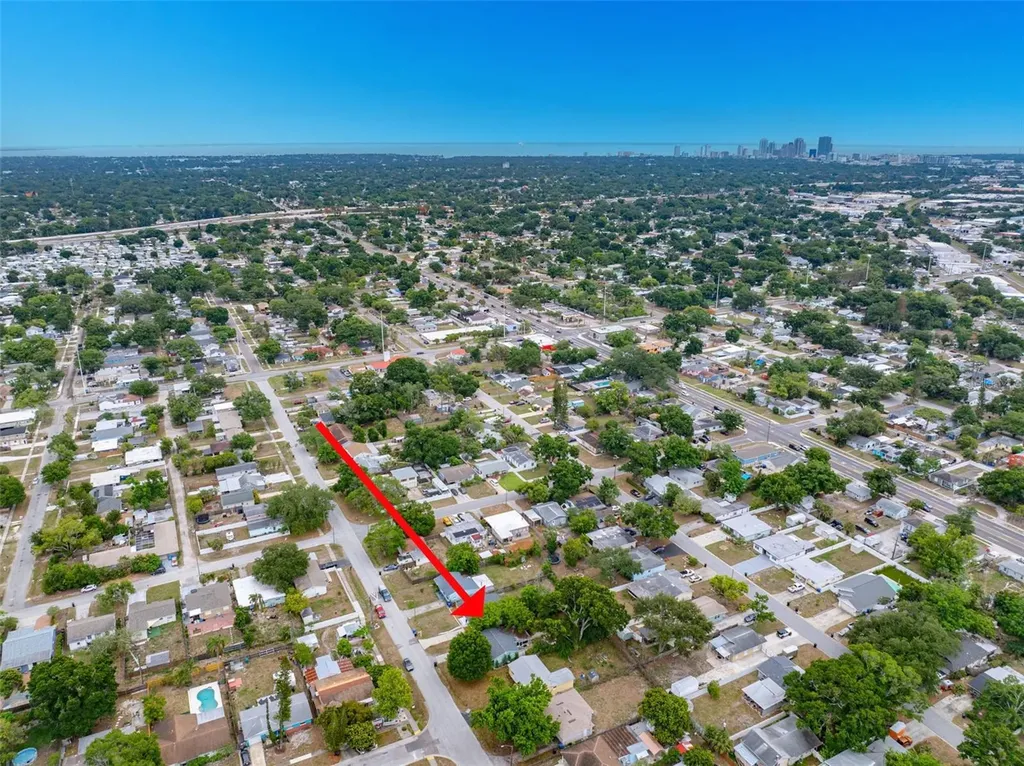 2926 40th Avenue N St Petersburg FL 33714
