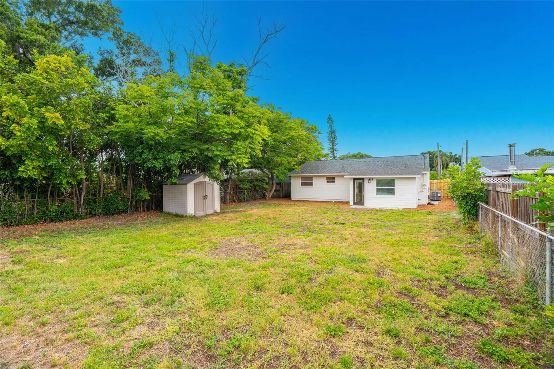 2926 40th Avenue N St Petersburg FL 33714