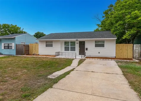 2926 40th Avenue N St Petersburg FL 33714