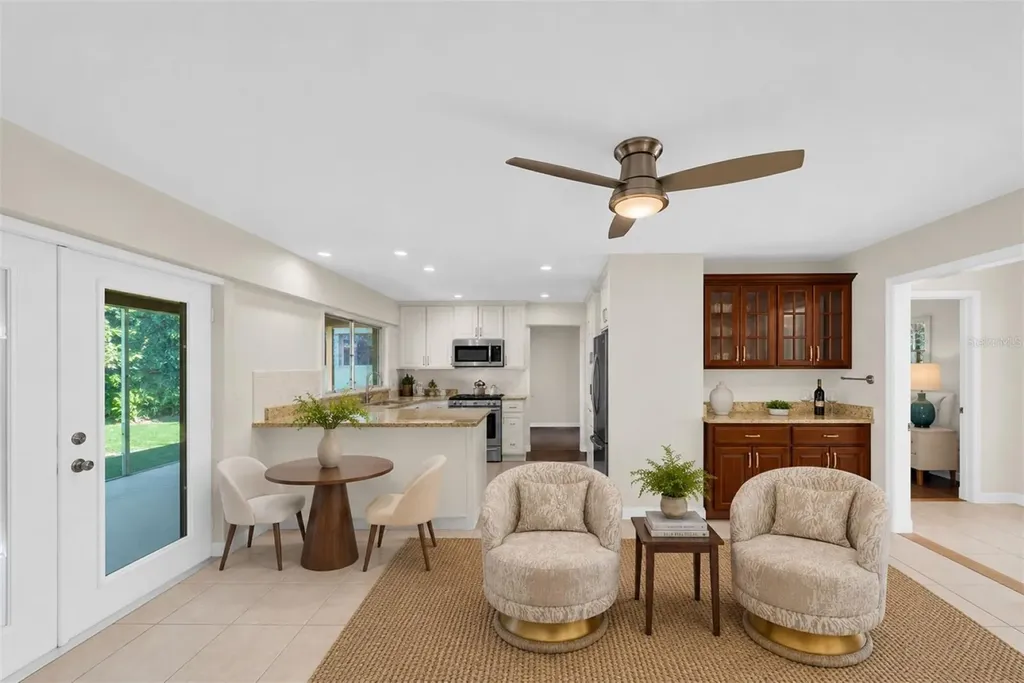 6212 20th Street S St Petersburg FL 33712