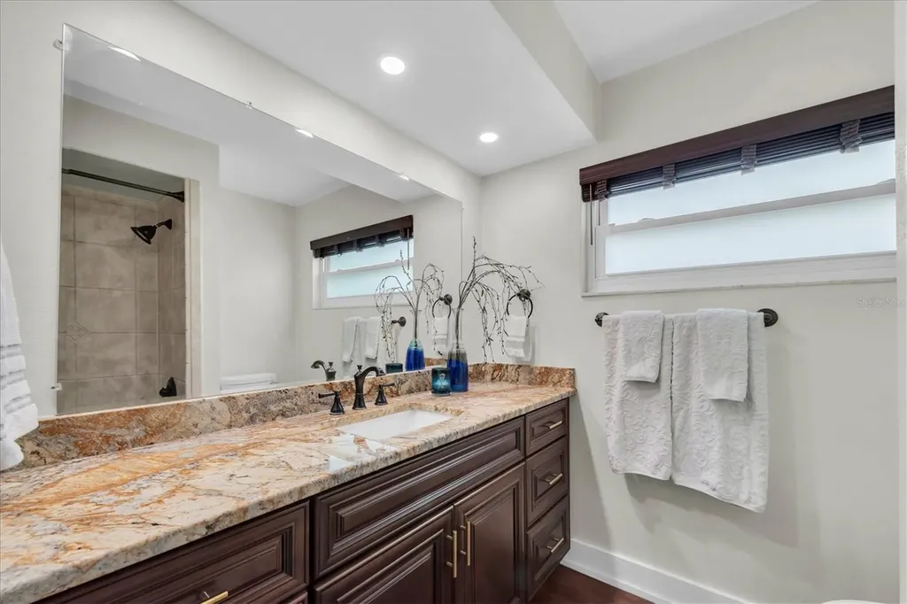 6212 20th Street S St Petersburg FL 33712