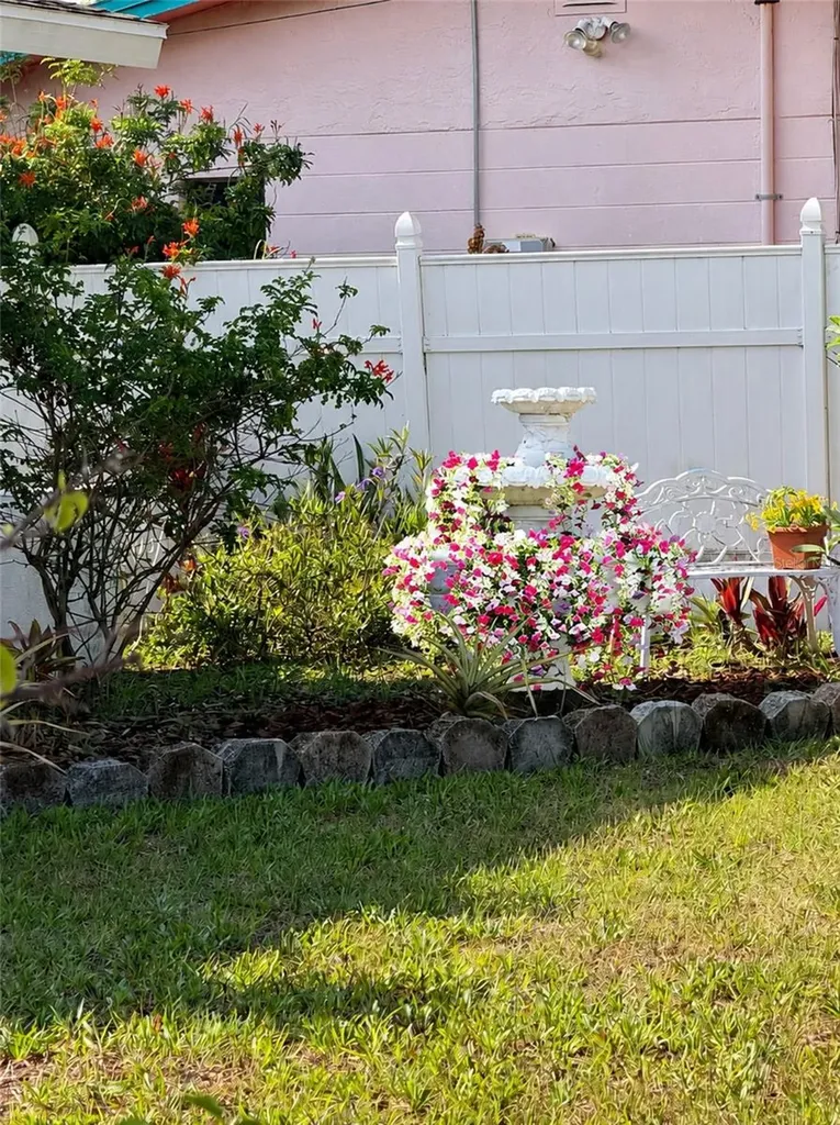 6212 20th Street S St Petersburg FL 33712