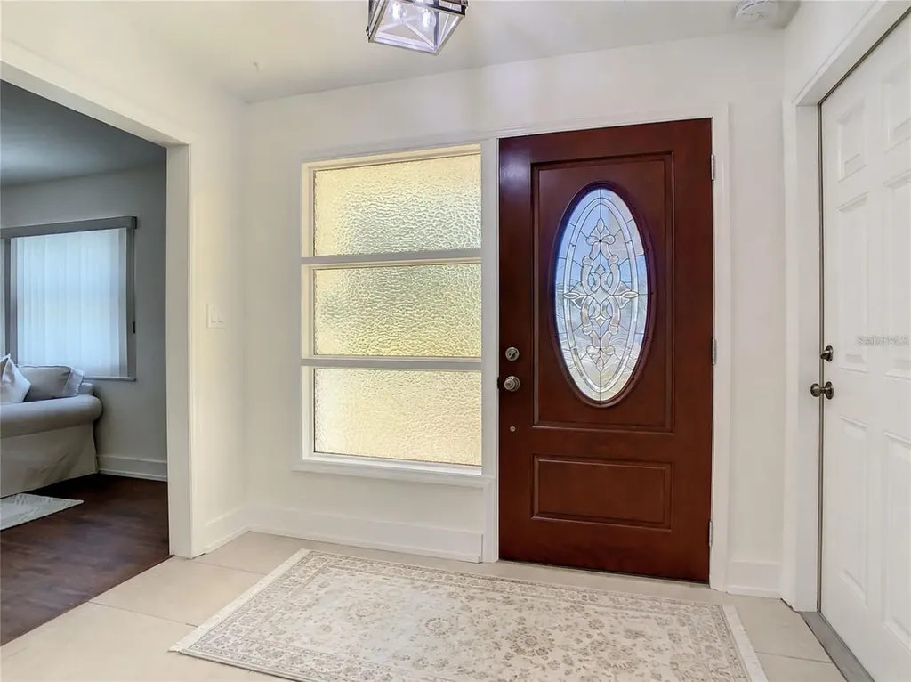 6212 20th Street S St Petersburg FL 33712