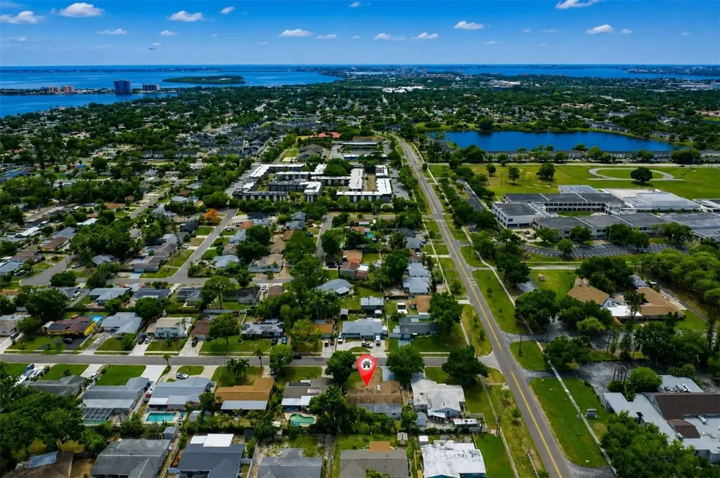 6212 20th Street S St Petersburg FL 33712
