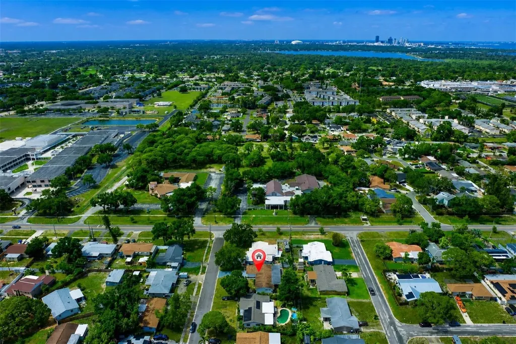 6212 20th Street S St Petersburg FL 33712