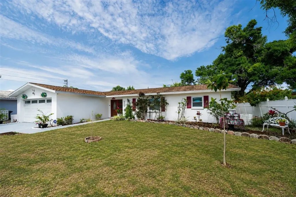 6212 20th Street S St Petersburg FL 33712