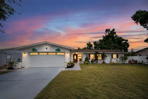 6212 20th Street S St Petersburg FL 33712