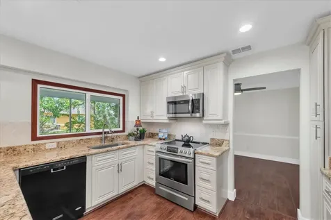 6212 20th Street S St Petersburg FL 33712