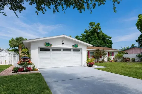 6212 20th Street S St Petersburg FL 33712