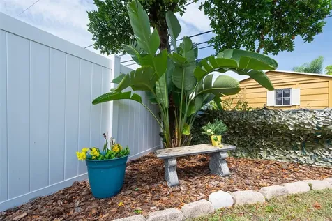 6212 20th Street S St Petersburg FL 33712