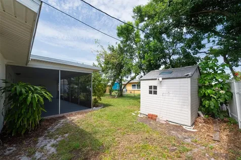6212 20th Street S St Petersburg FL 33712