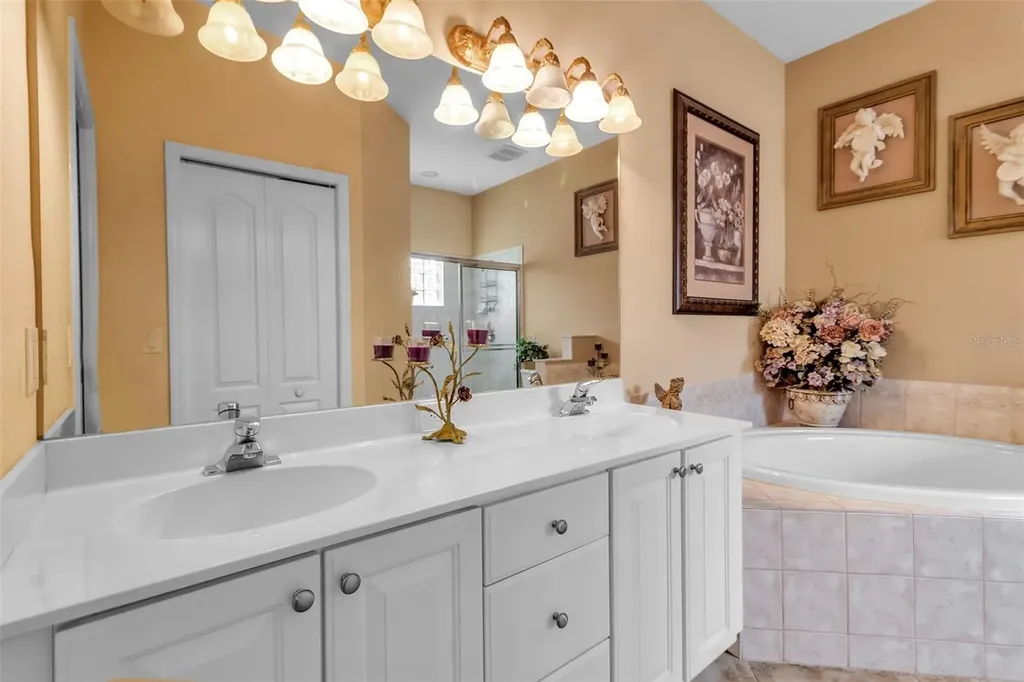 5220 Creekside Trail Sarasota FL 34243