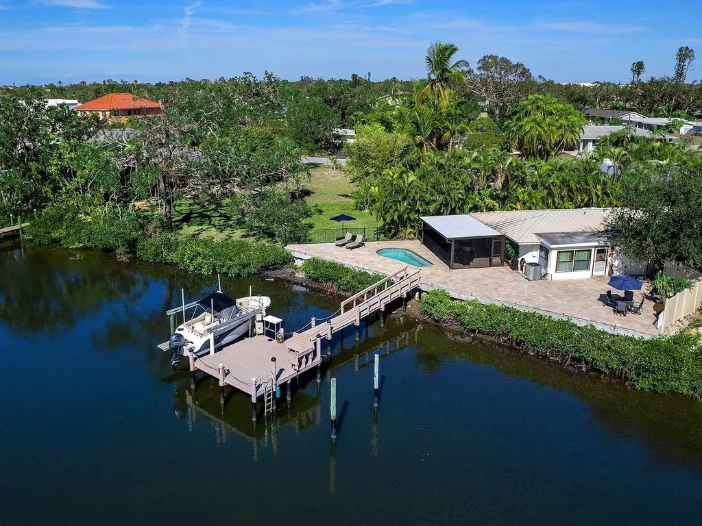 5508 Dinah Lane Sarasota FL 34231