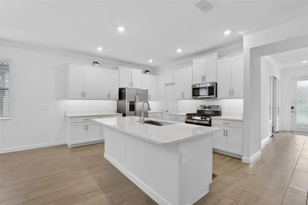 17403 Holly Well Avenue Wimauma FL 33598