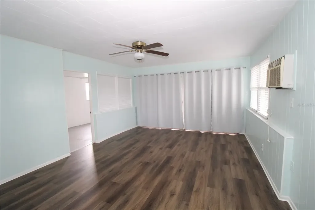 1104 Desert Hills Drive Sun City Center FL 33573