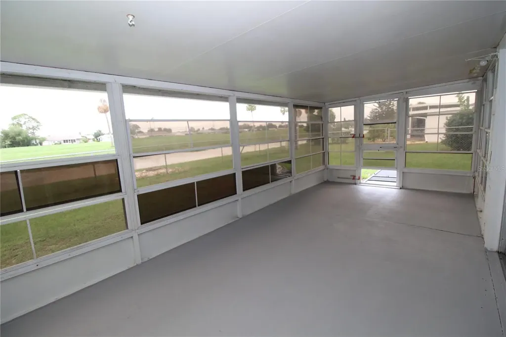 1104 Desert Hills Drive Sun City Center FL 33573