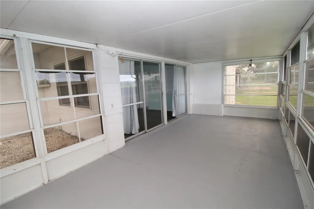 1104 Desert Hills Drive Sun City Center FL 33573