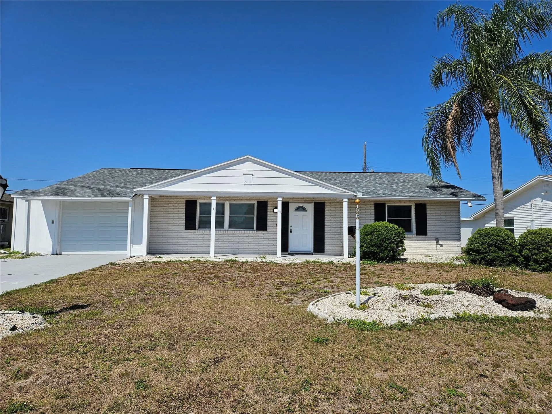 1104 Desert Hills Drive Sun City Center FL 33573