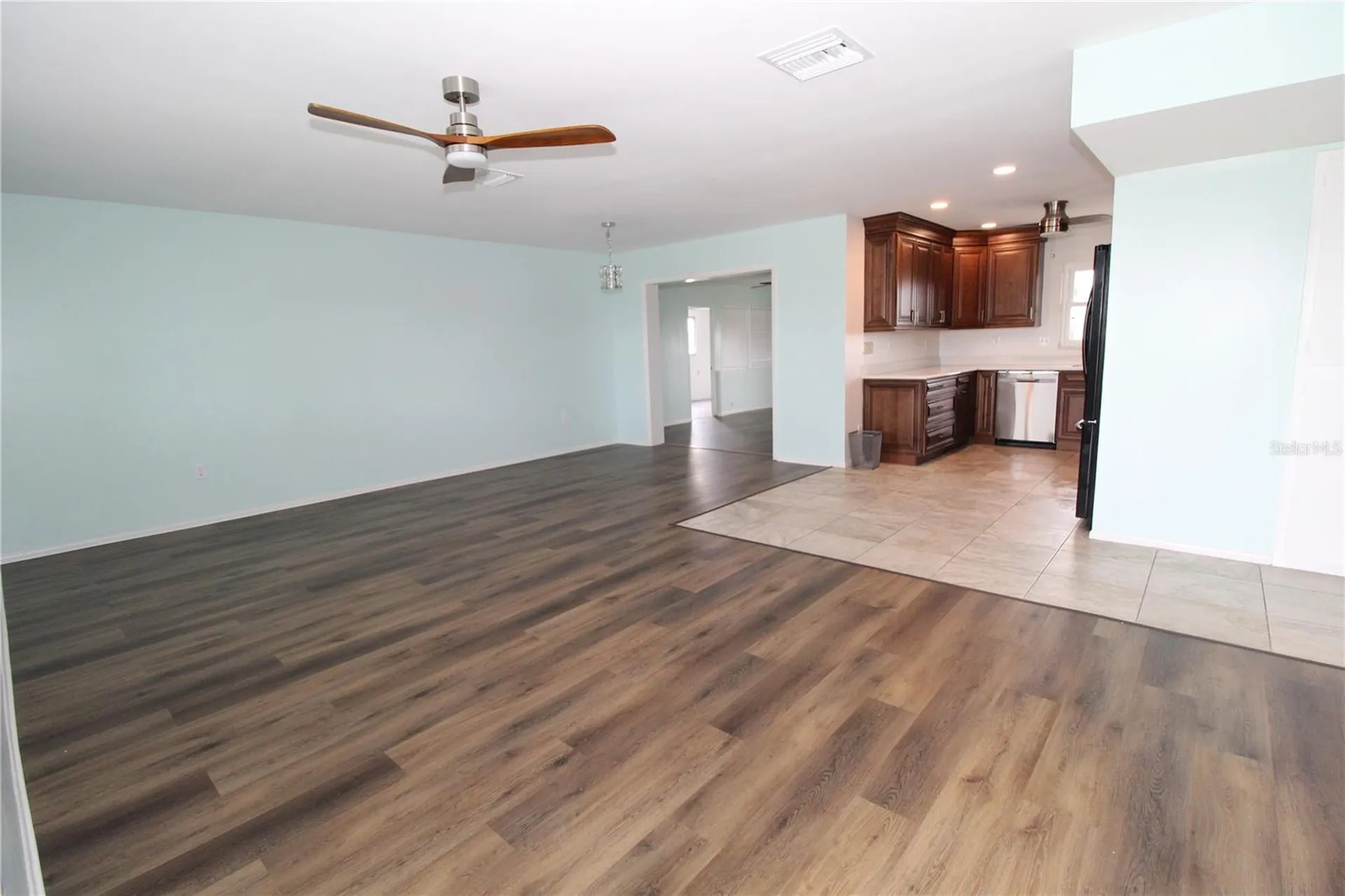 1104 Desert Hills Drive Sun City Center FL 33573