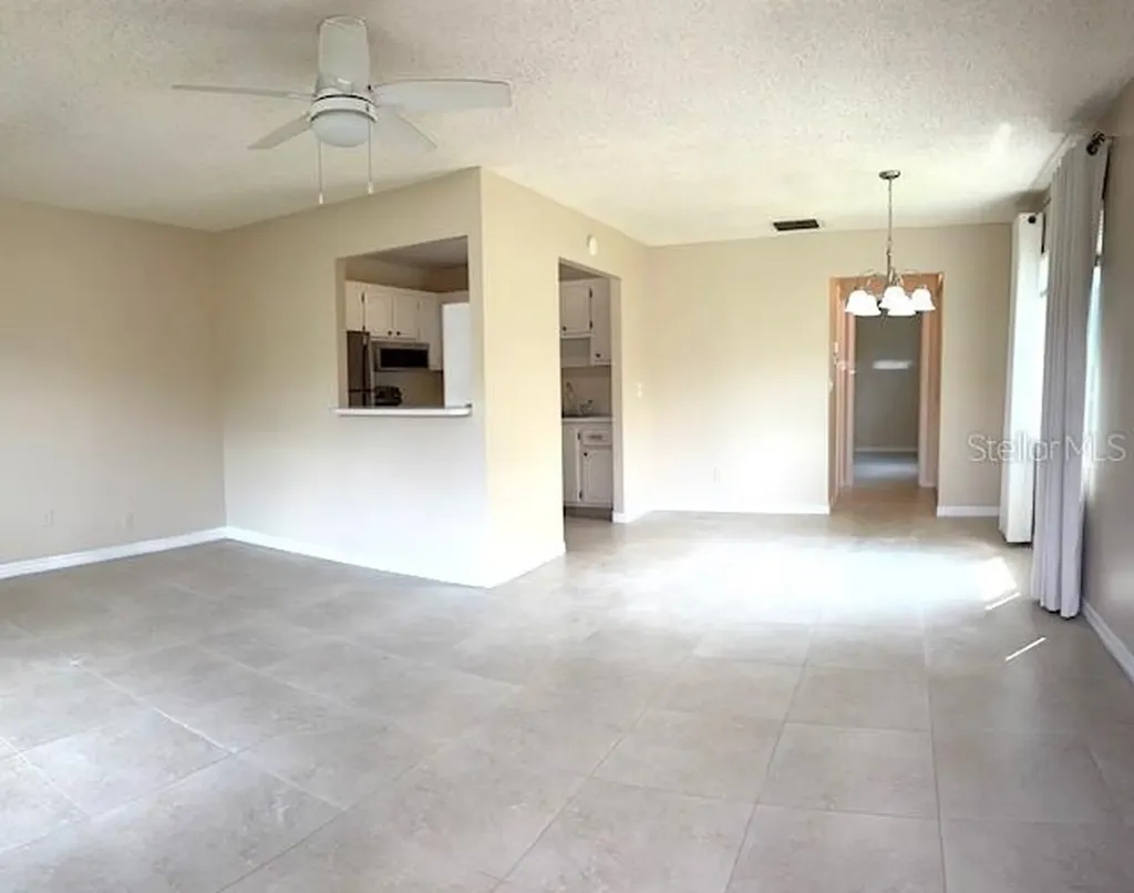 302 Canton Court Sun City Center FL 33573