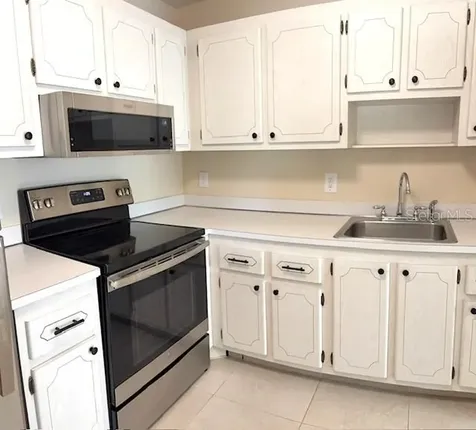 302 Canton Court Sun City Center FL 33573